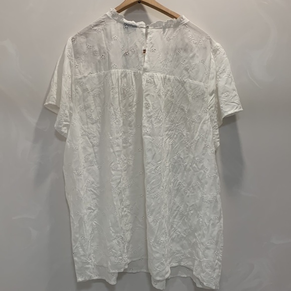 Torrid White Voile Eyelet Top - Picture 6 of 8